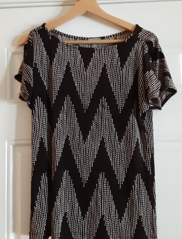 Chico's Travelers Womans Sz 00 Blouse